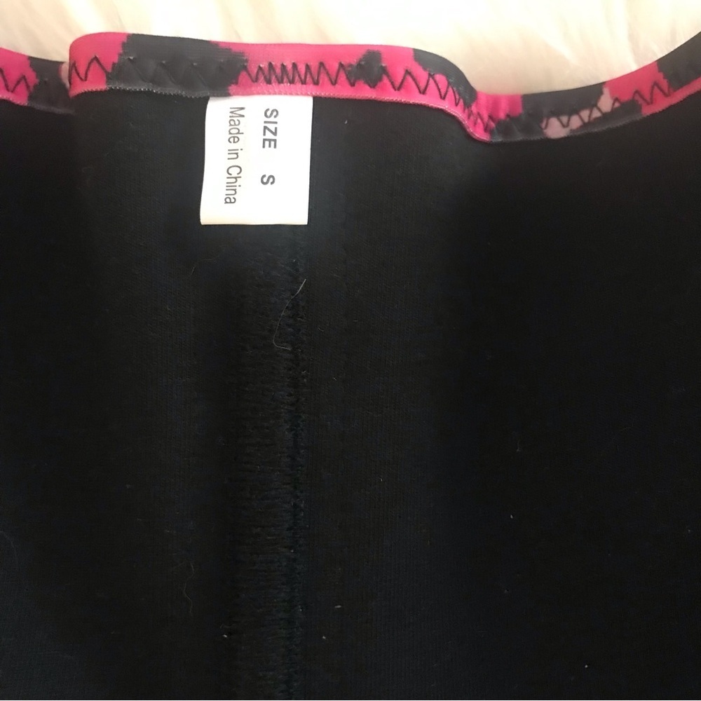 Dazzle Dolls Leopard Print Waist Trainer – Adjustable Compression Belt - Picture 3 of 5